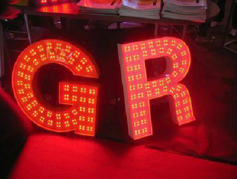 建德LED发光字常见的安装误区。